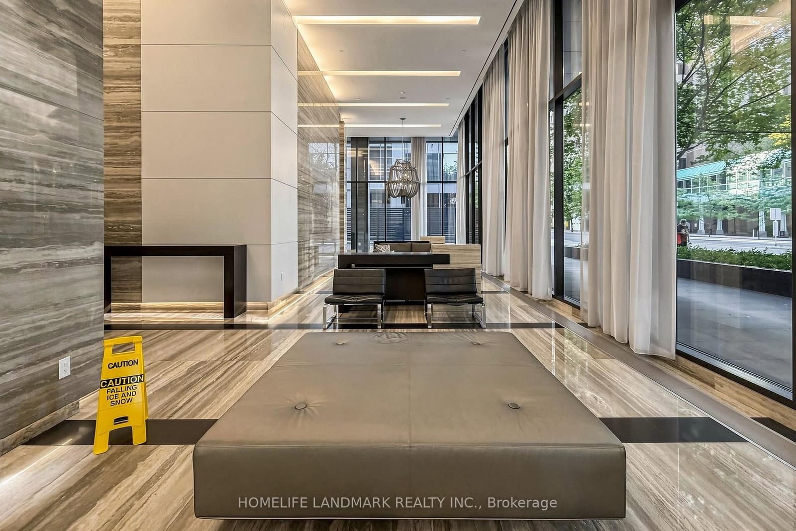 110 Charles Street E, Unit Th03 thumbnail 5