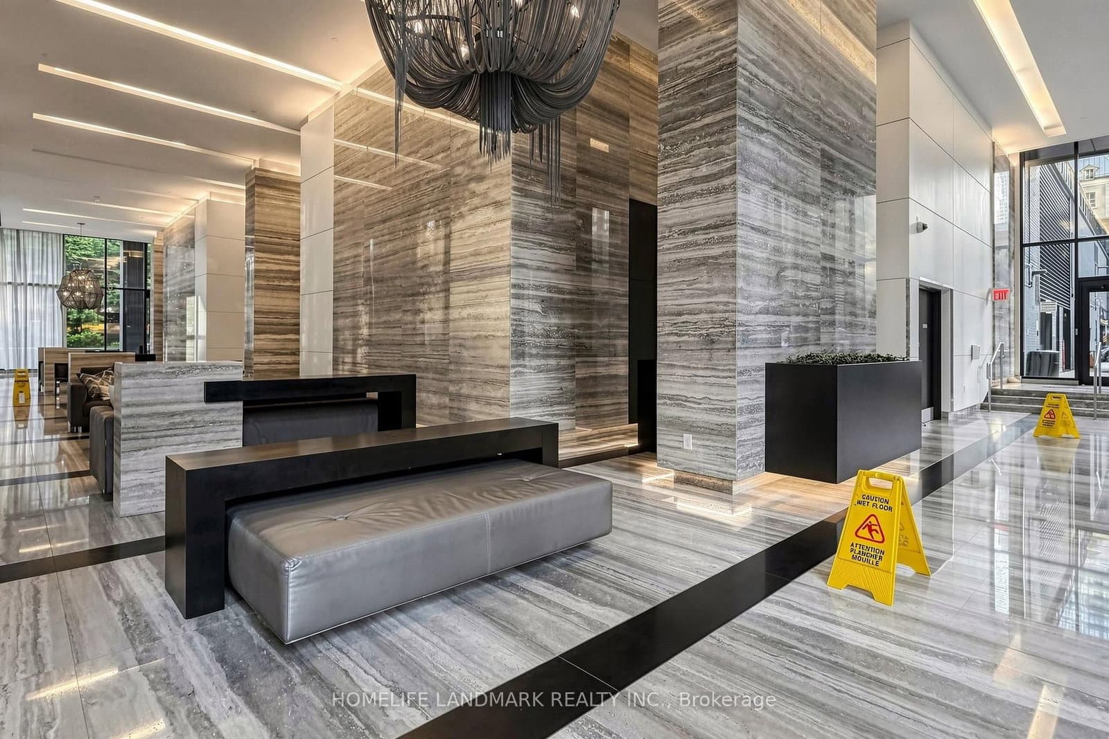 110 Charles Street E, Unit Th03 thumbnail 7