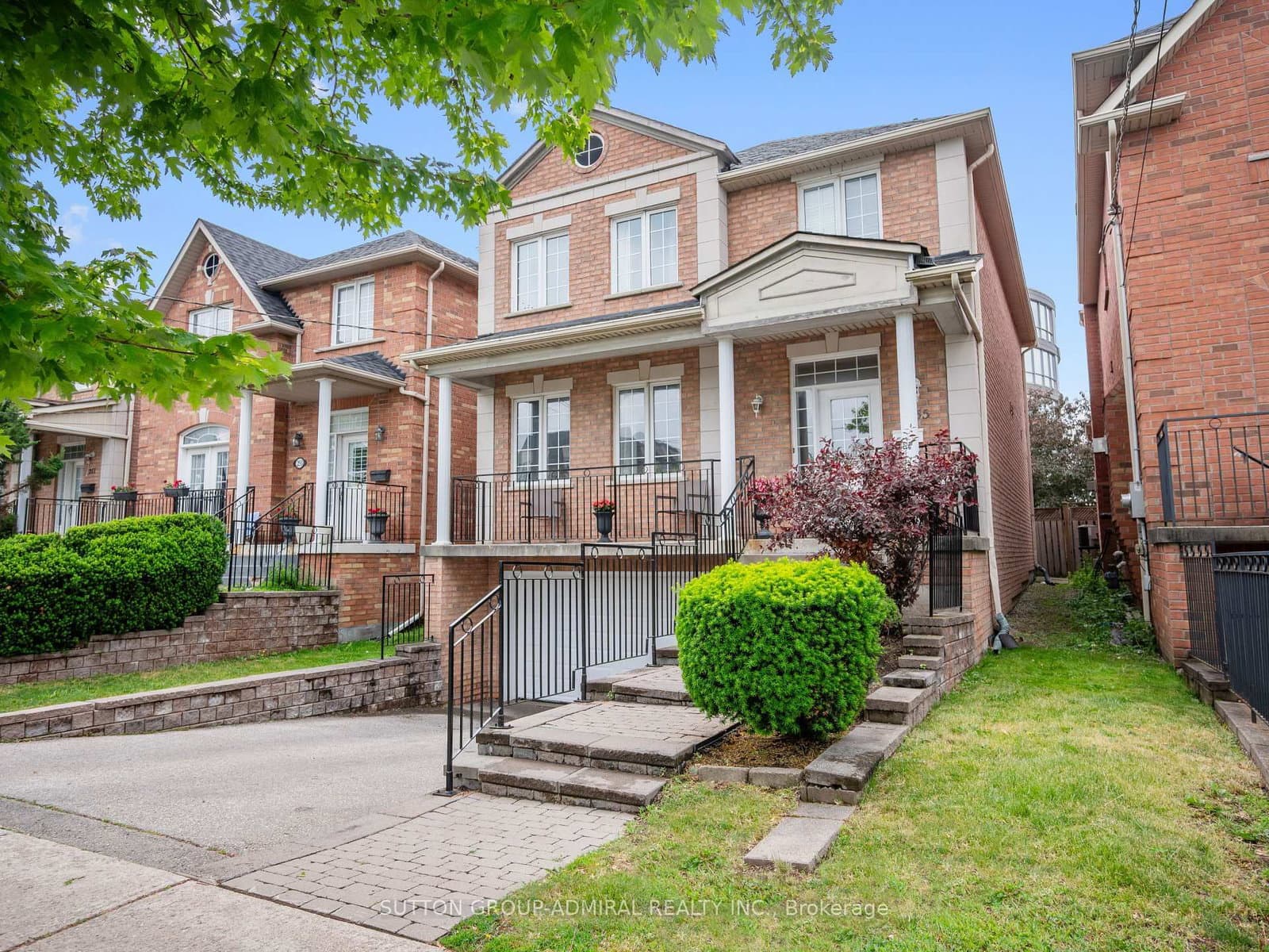 255 Cocksfield Avenue - Image 1