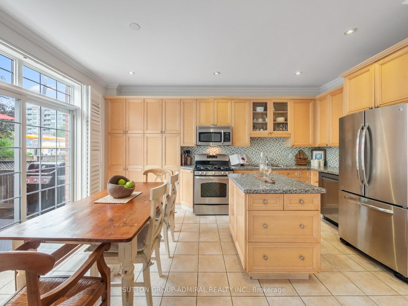 255 Cocksfield Avenue thumbnail 11