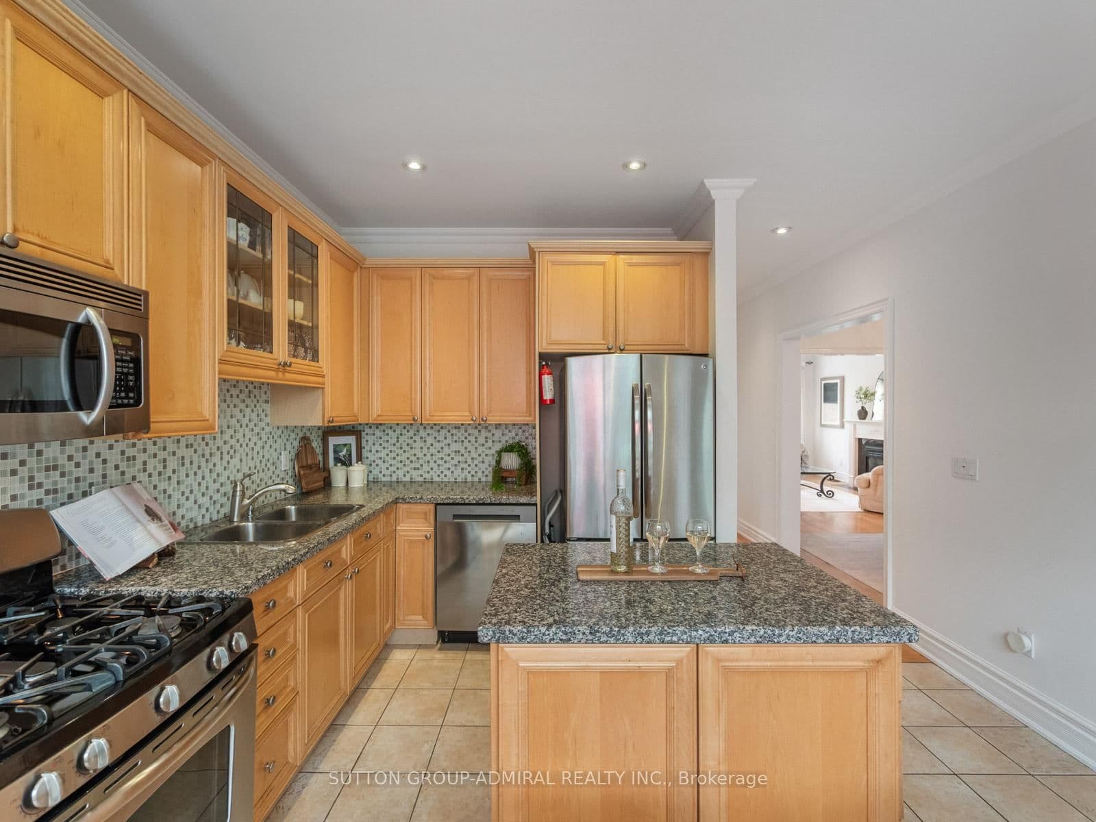 255 Cocksfield Avenue thumbnail 13