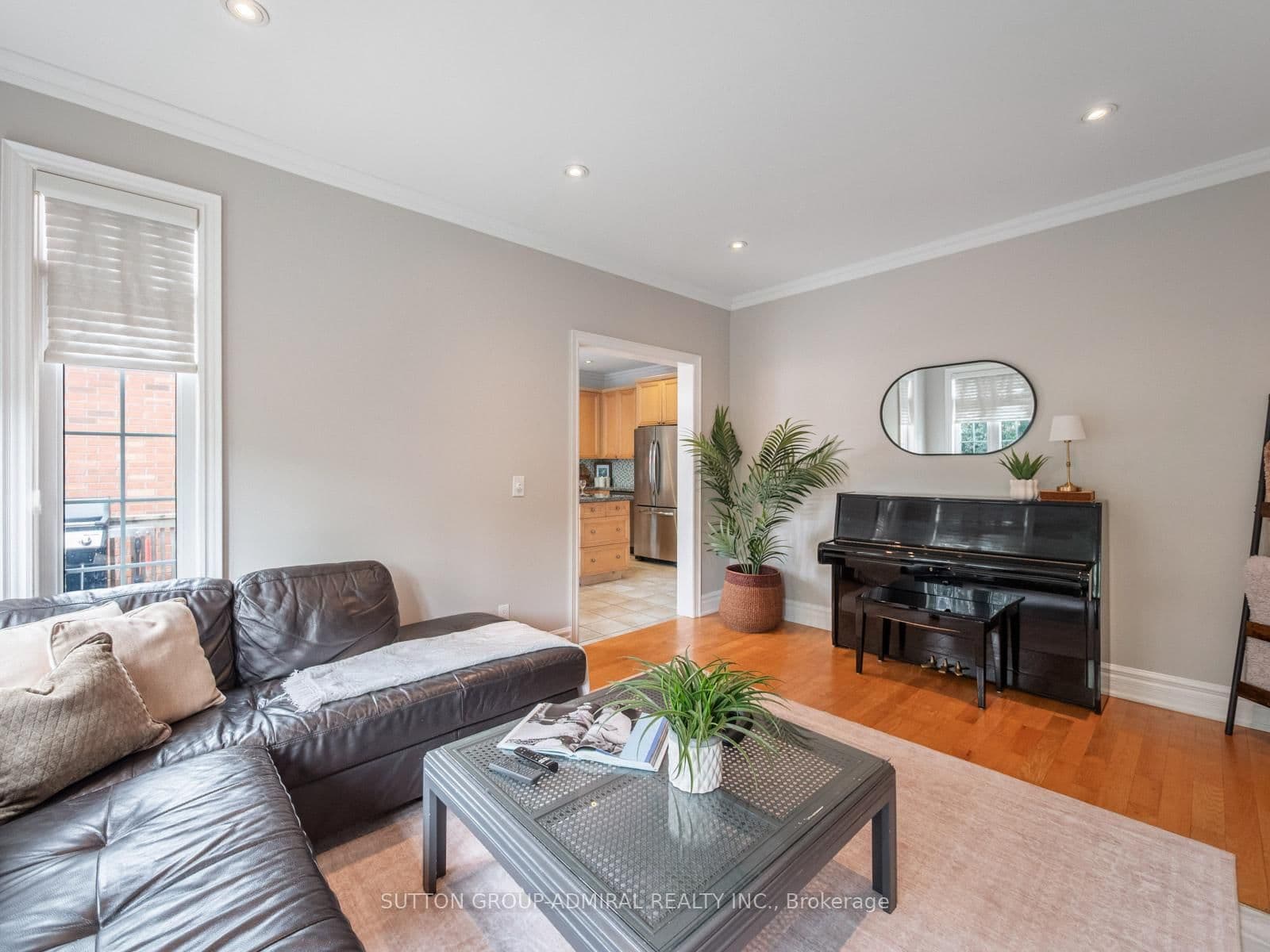 255 Cocksfield Avenue thumbnail 18
