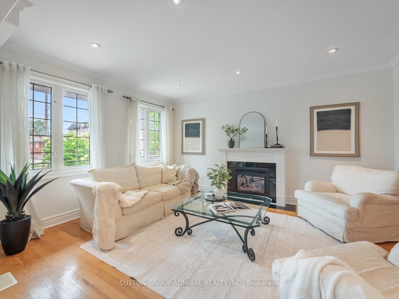 255 Cocksfield Avenue thumbnail 3
