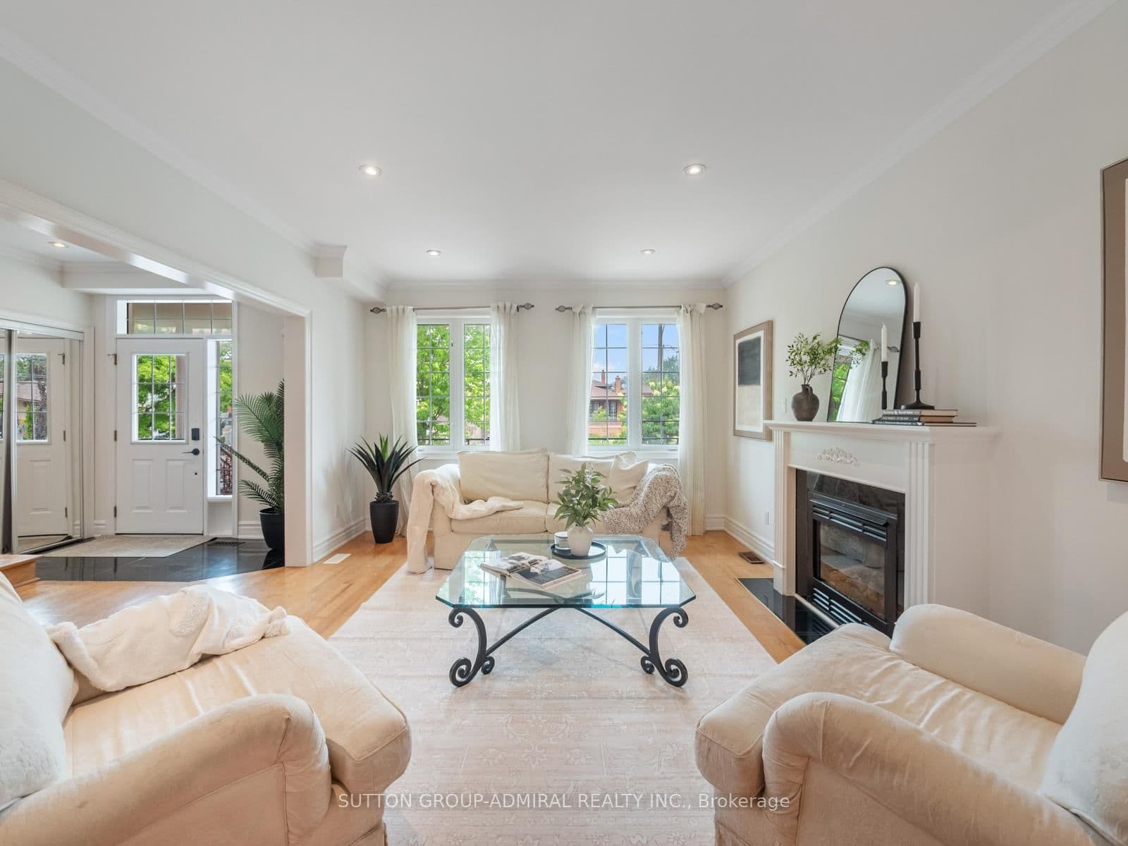 255 Cocksfield Avenue thumbnail 5