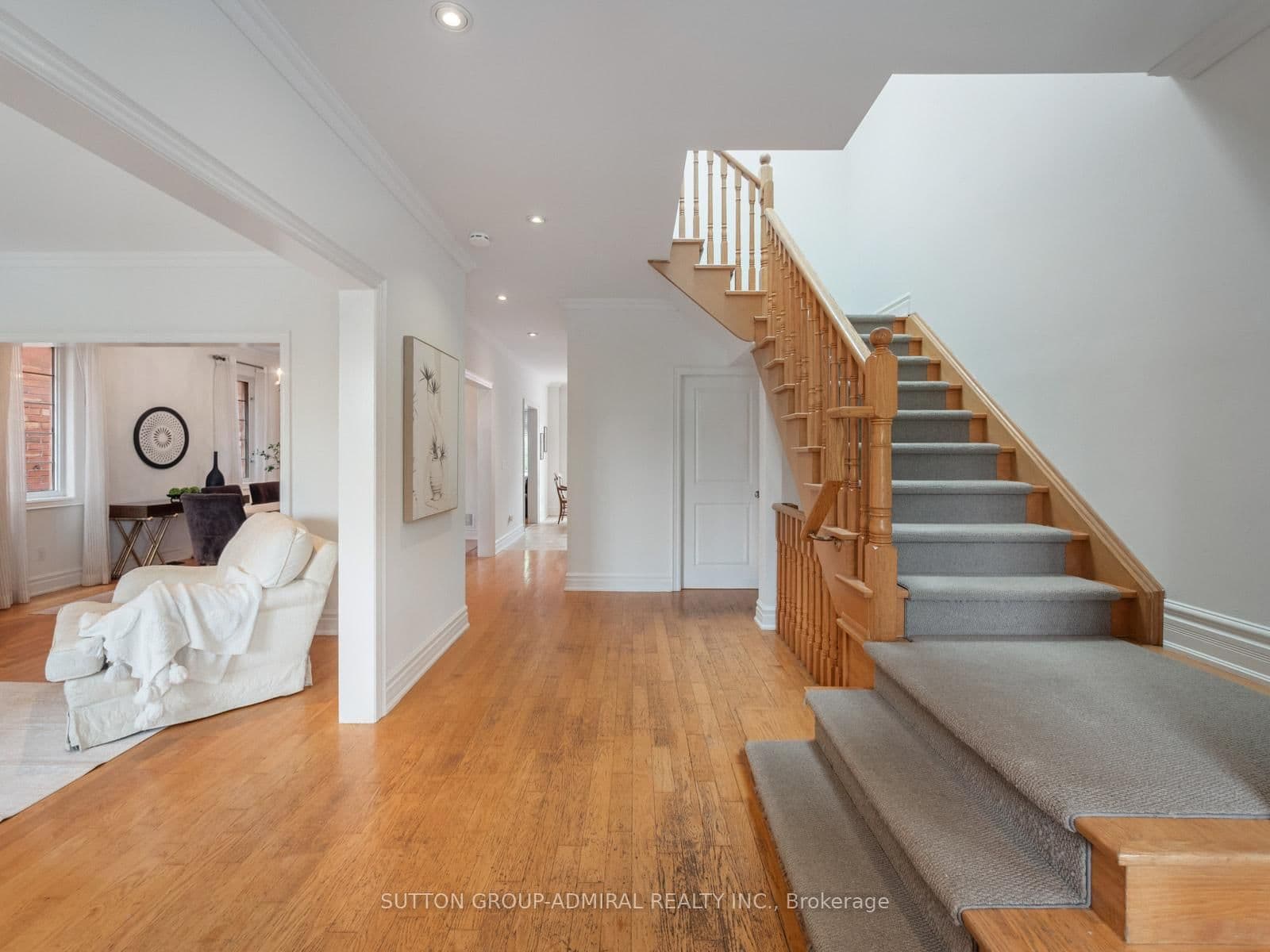 255 Cocksfield Avenue thumbnail 9