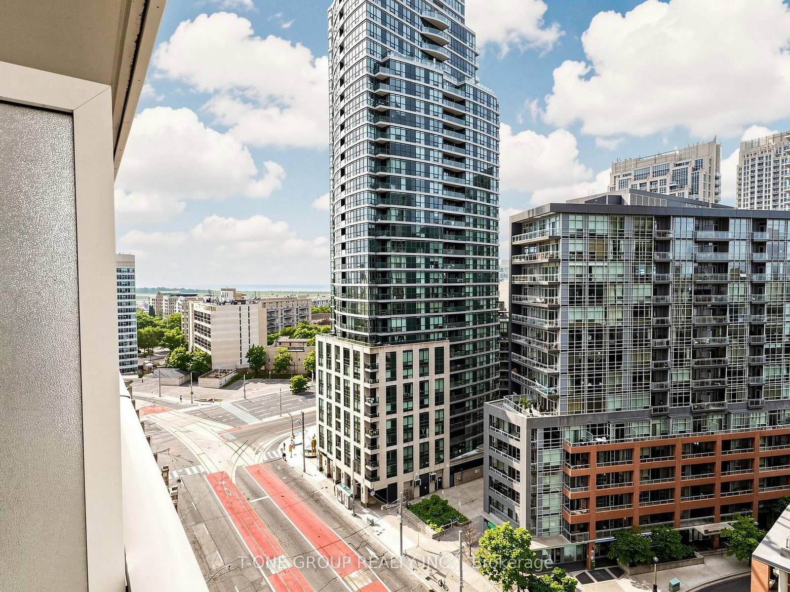 19 Bathurst Street, Unit 1502 thumbnail 27