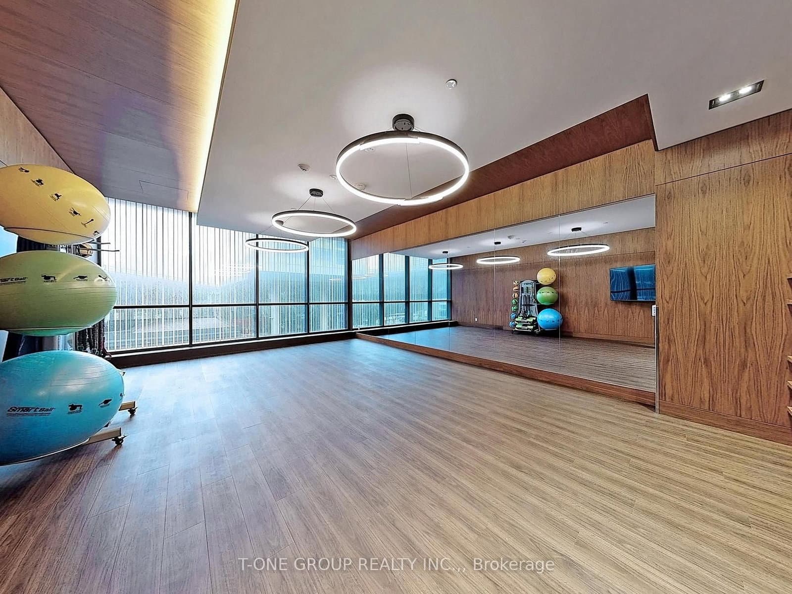 19 Bathurst Street, Unit 1502 thumbnail 33