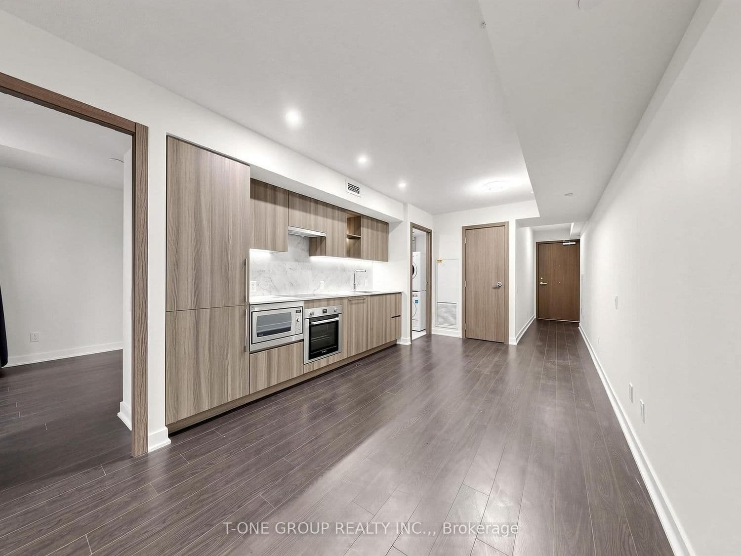 19 Bathurst Street, Unit 1502 thumbnail 9