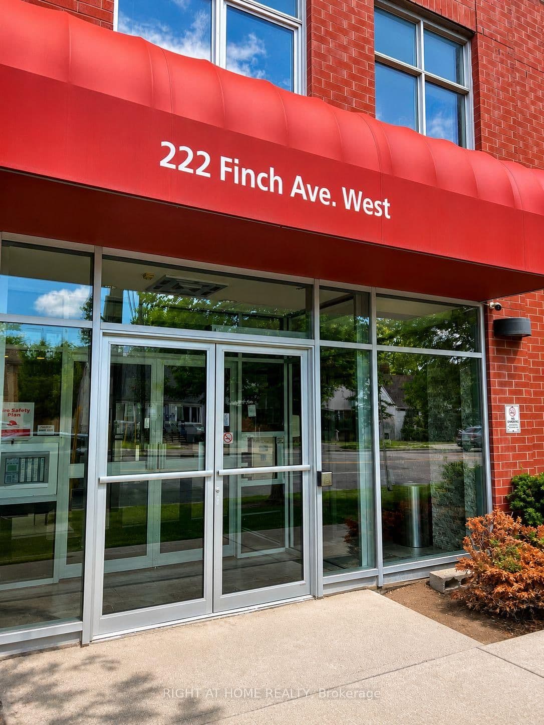 222 Finch Avenue W, Unit 217 thumbnail 3
