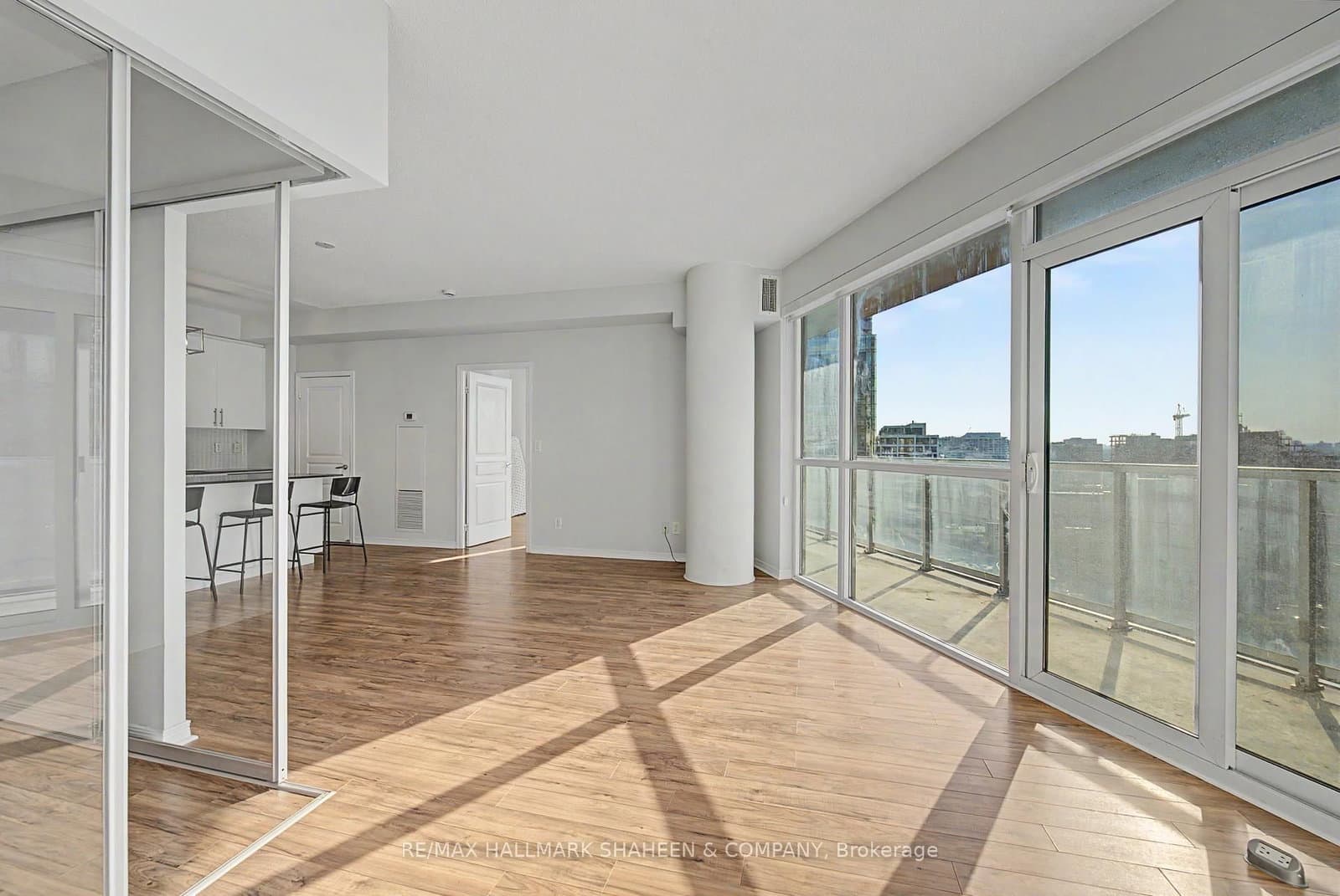 352 Front Street W, Unit 1815 thumbnail 21