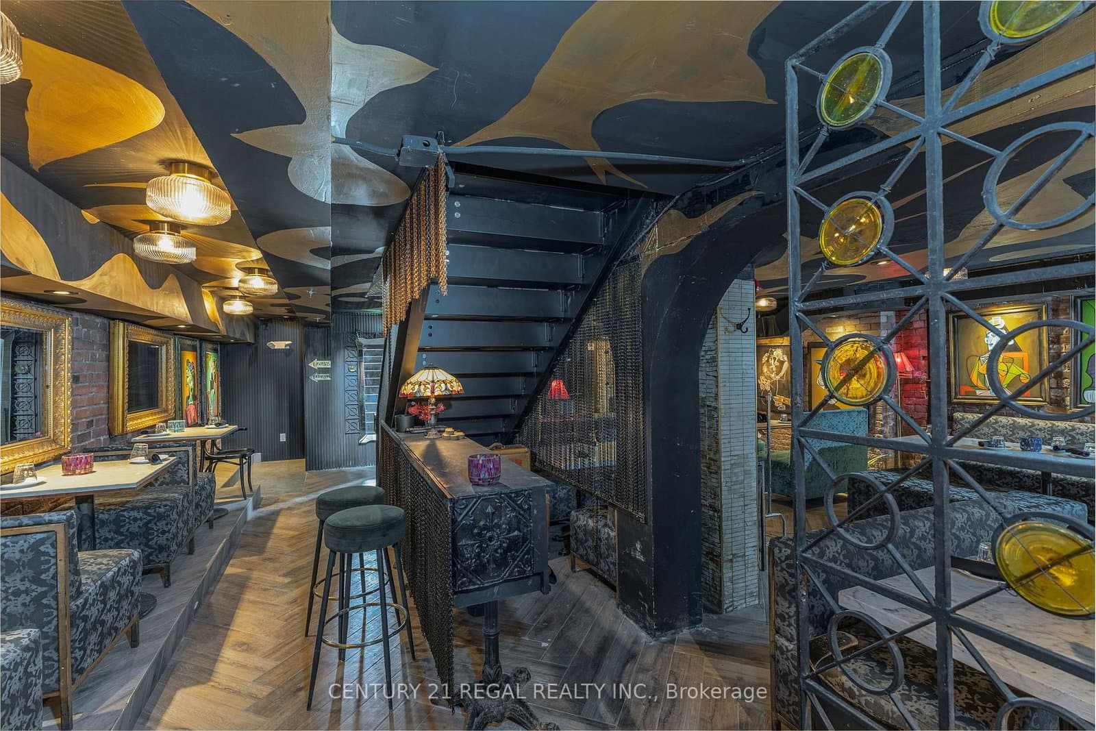 40 Wellington Street E thumbnail 20