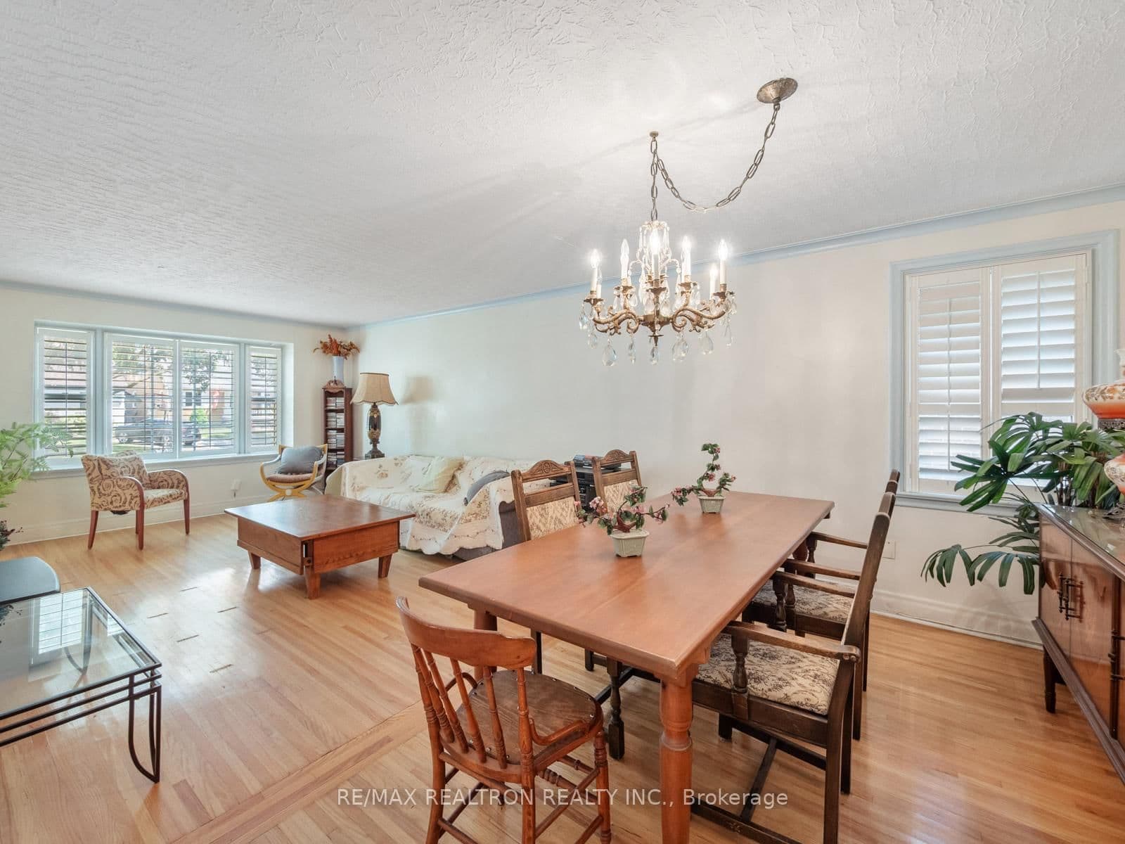 12 Graymar Avenue thumbnail 14