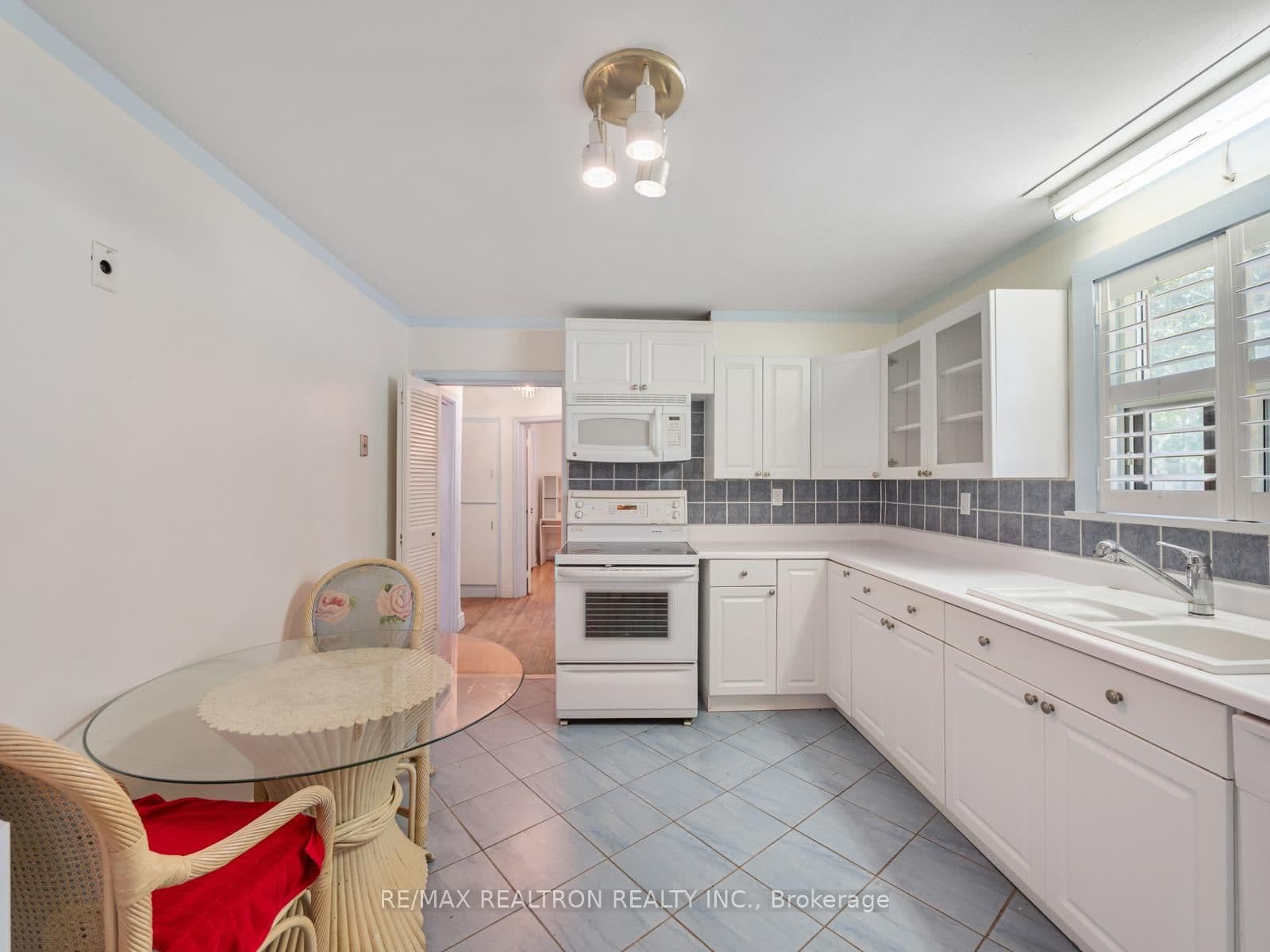 12 Graymar Avenue thumbnail 19