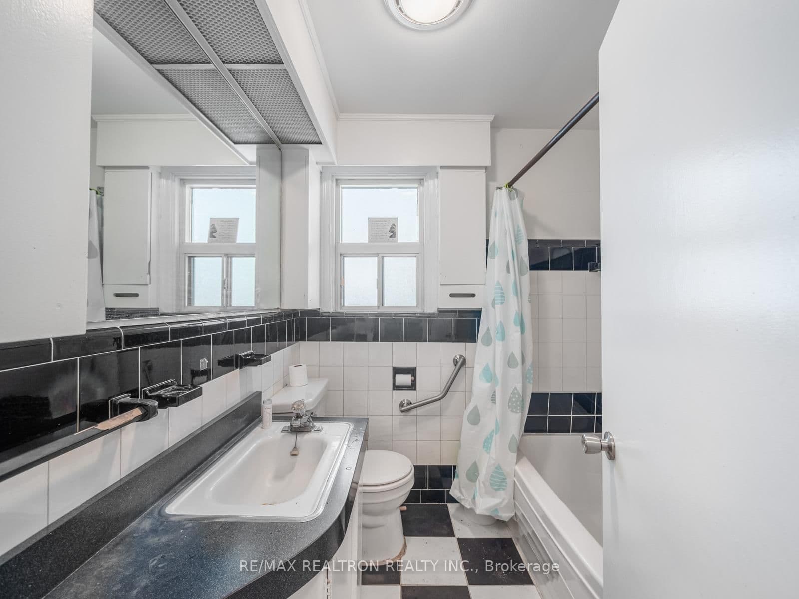12 Graymar Avenue thumbnail 30