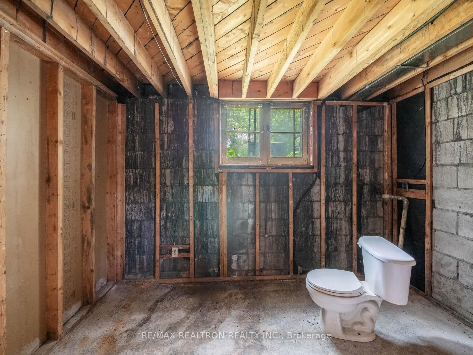 12 Graymar Avenue thumbnail 34