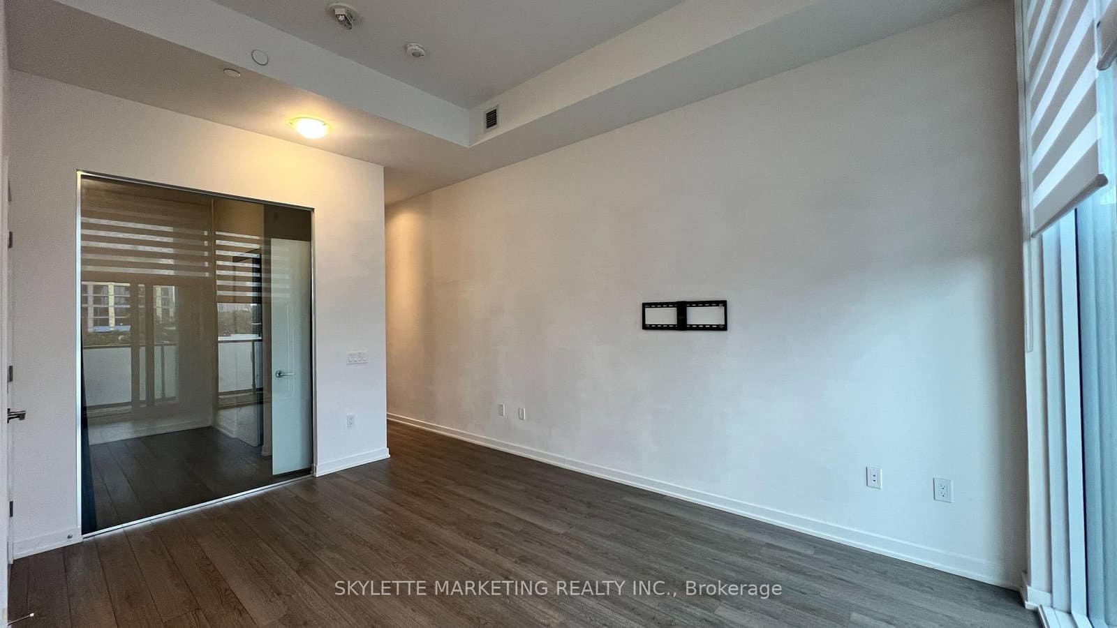 50 Power Street, Unit 425 thumbnail 8