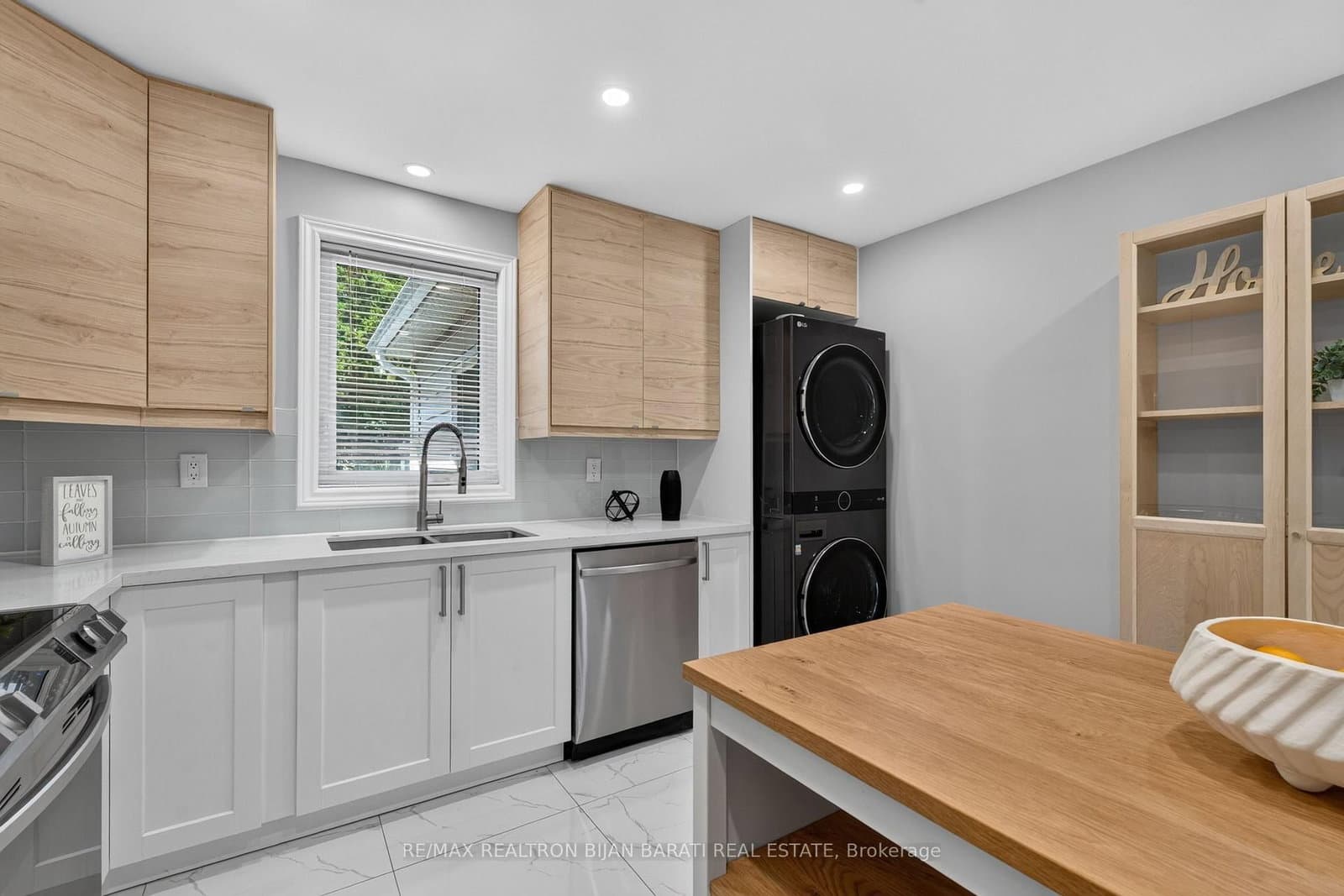 42 Franklin Avenue thumbnail 15