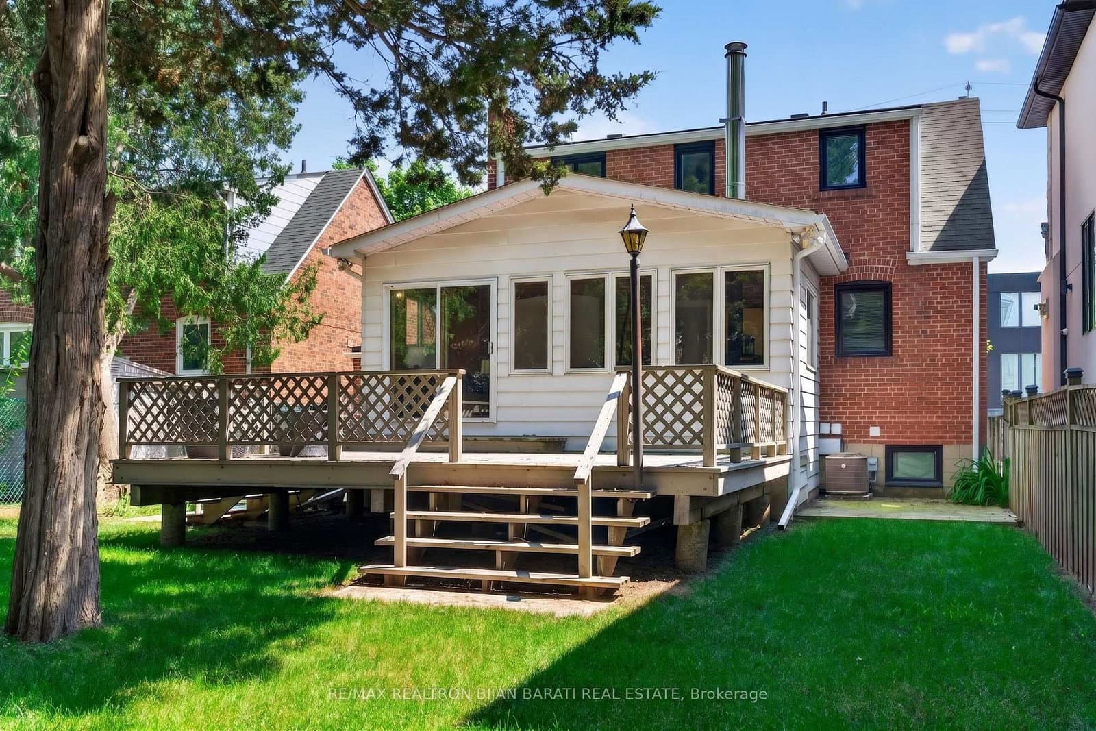42 Franklin Avenue thumbnail 44