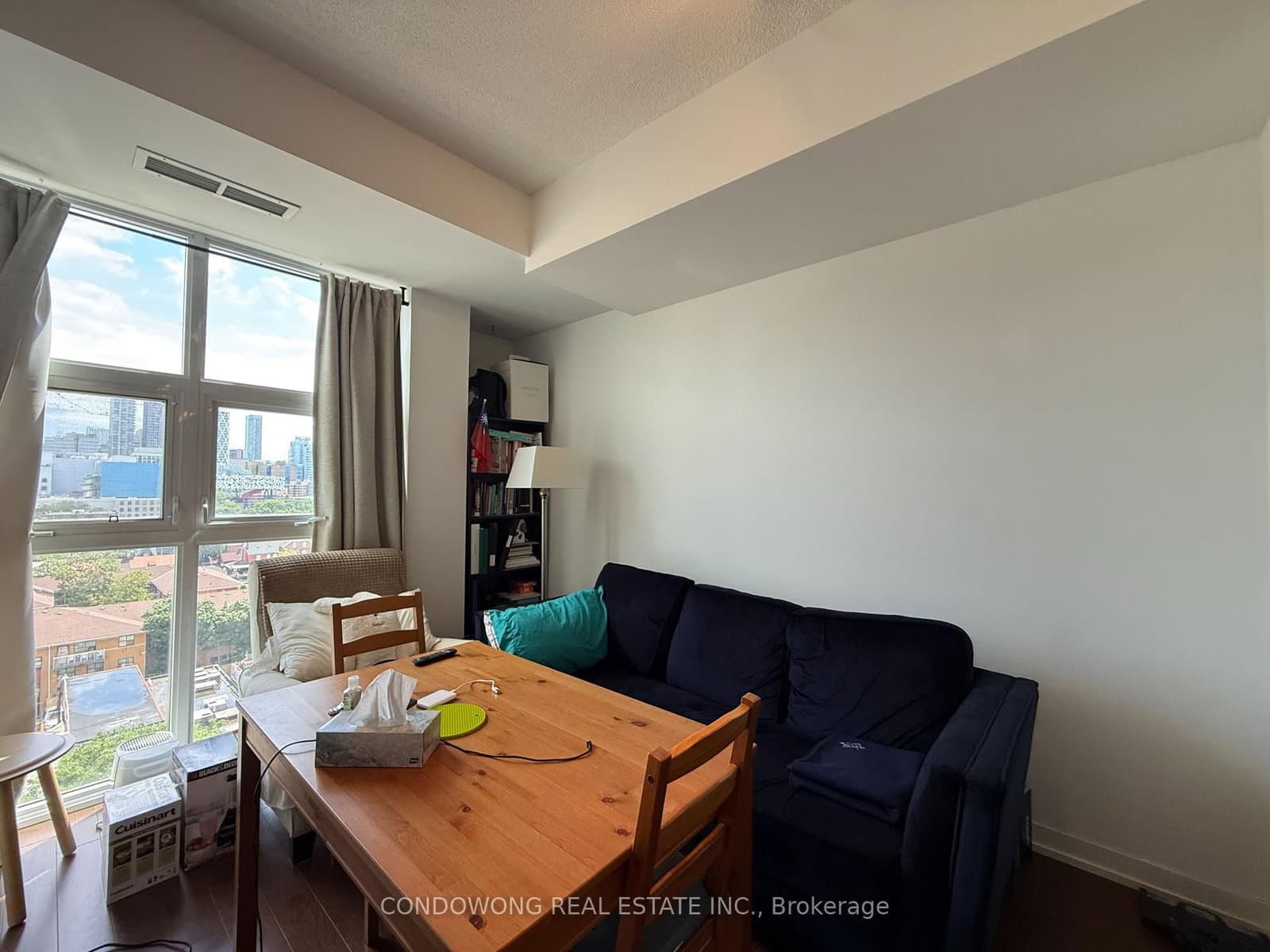 10 Willison Square, Unit 1012 - Image 1