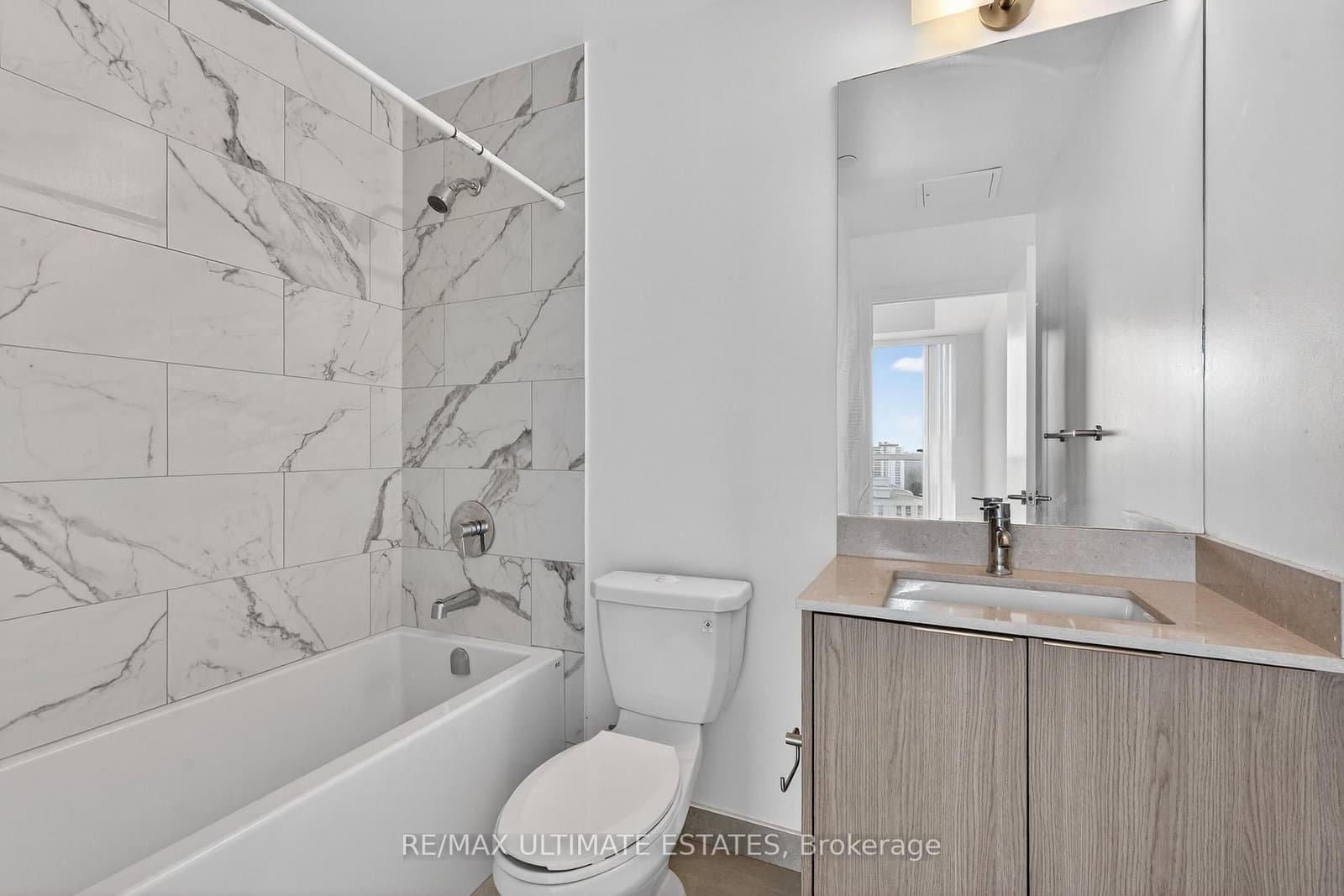 32 Forest Manor Road, Unit 1809 thumbnail 20