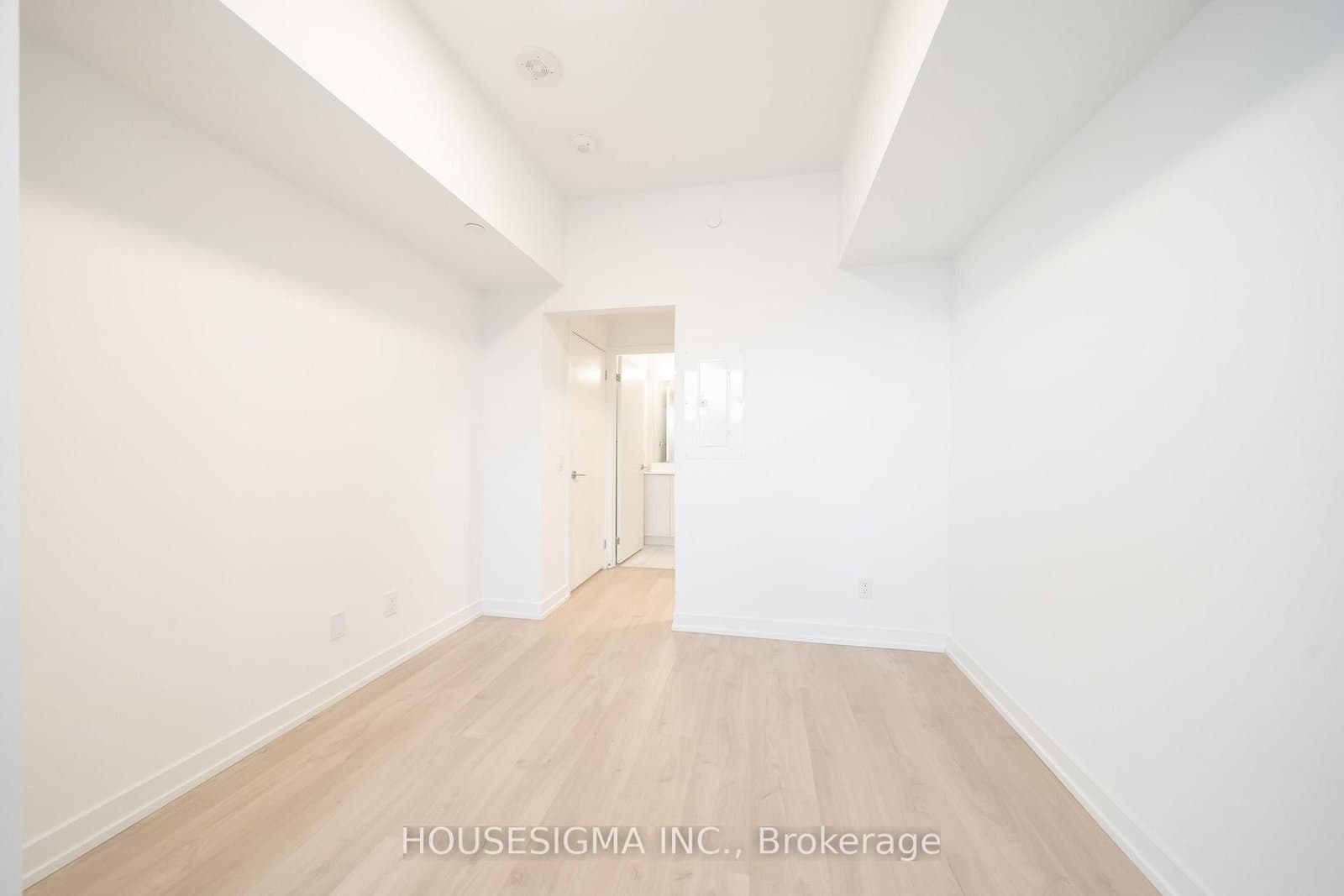 181 Sheppard Avenue E, Unit 202 thumbnail 12
