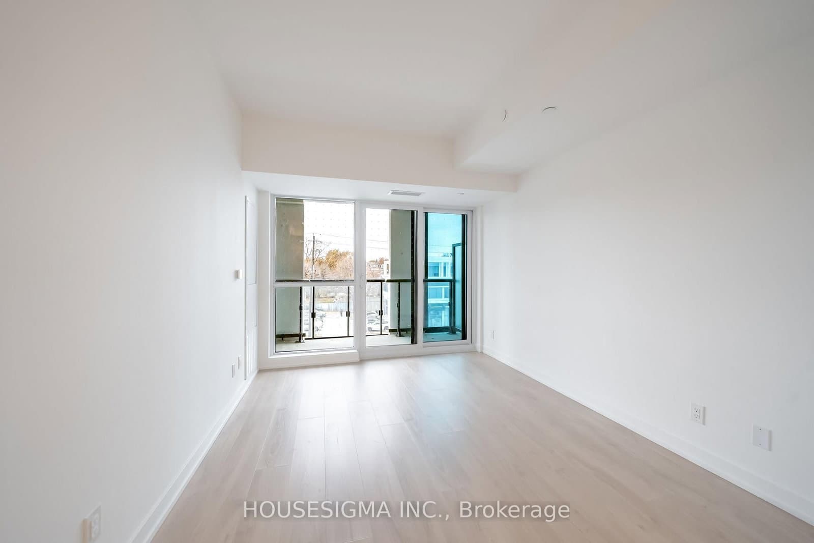 181 Sheppard Avenue E, Unit 202 thumbnail 17