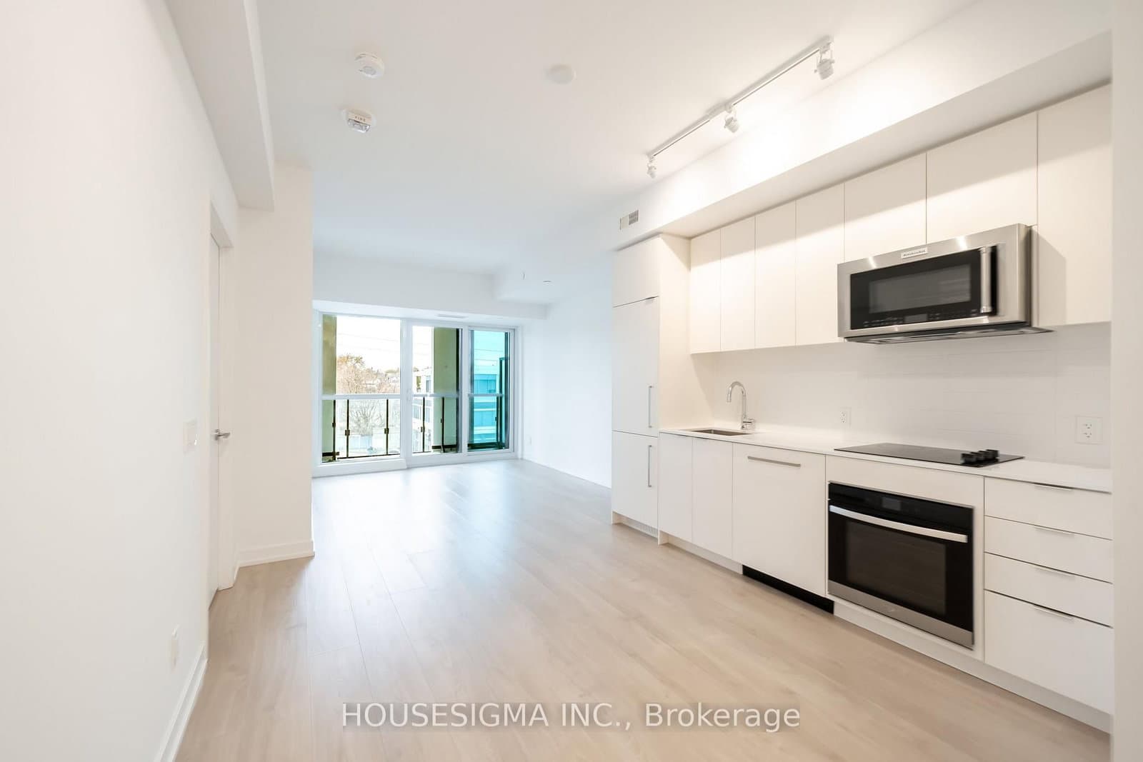 181 Sheppard Avenue E, Unit 202 thumbnail 3