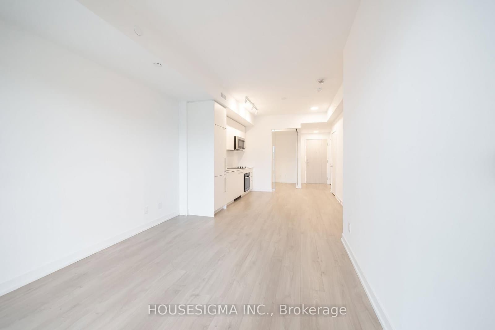 181 Sheppard Avenue E, Unit 202 thumbnail 5