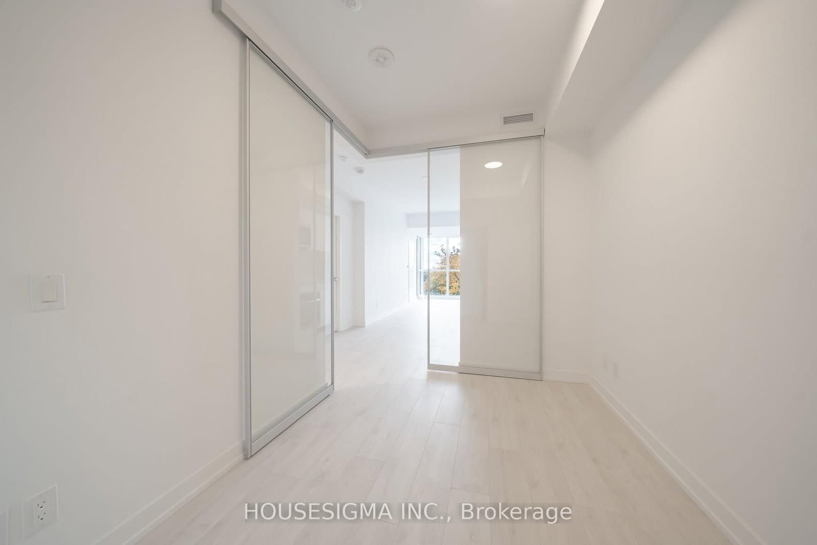 181 Sheppard Avenue E, Unit 414 thumbnail 12