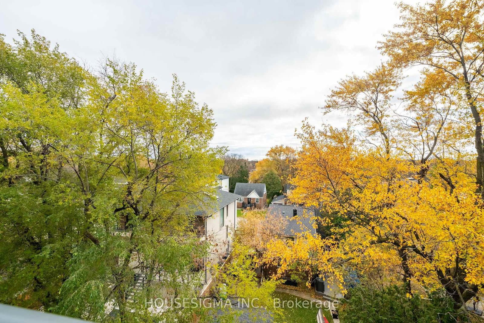 181 Sheppard Avenue E, Unit 414 thumbnail 3
