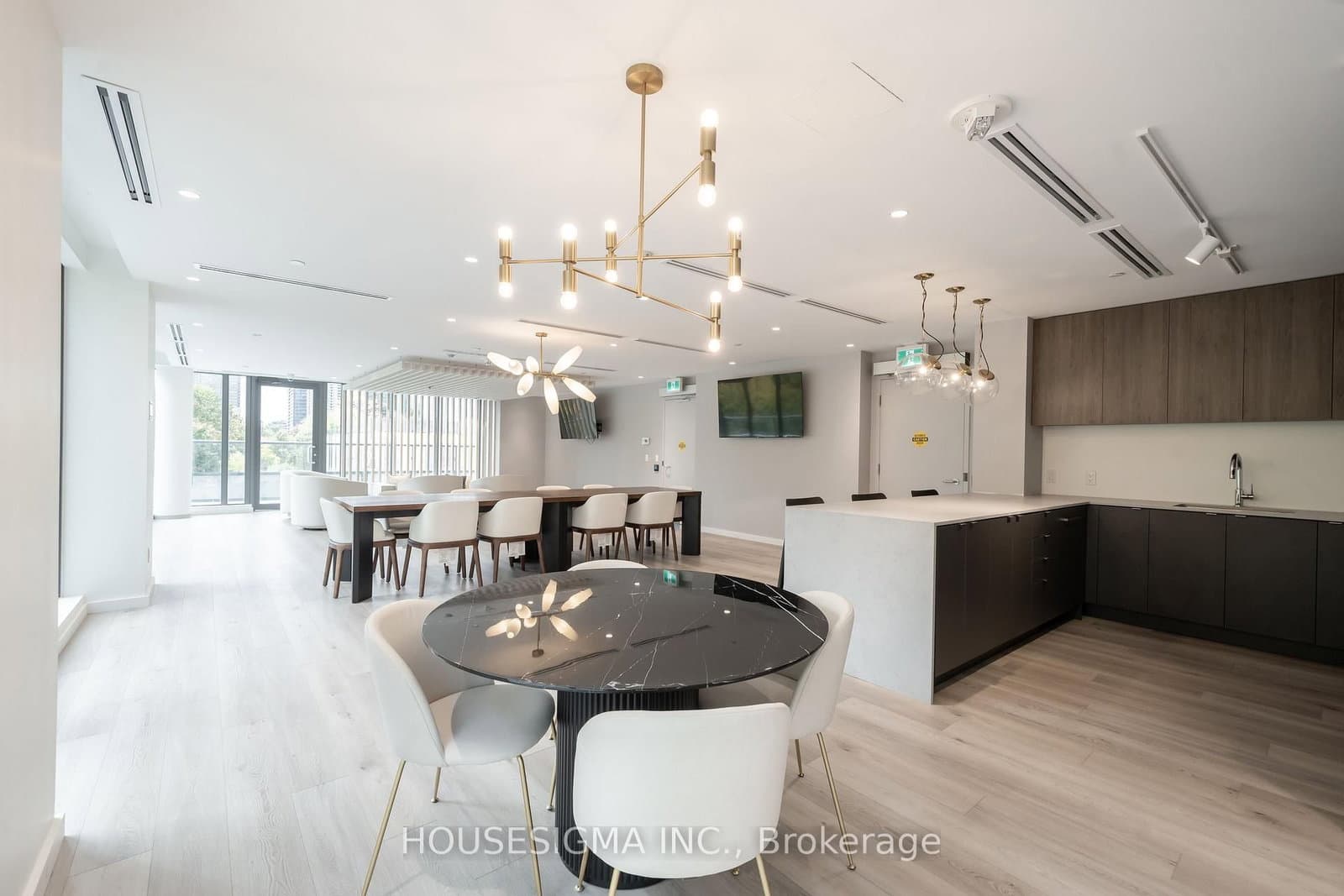 181 Sheppard Avenue E, Unit 414 thumbnail 35
