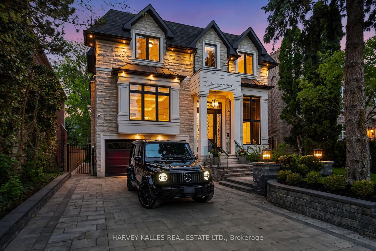 148 Munro Boulevard thumbnail 3