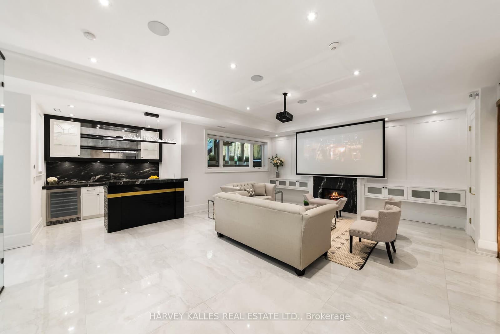 148 Munro Boulevard thumbnail 48