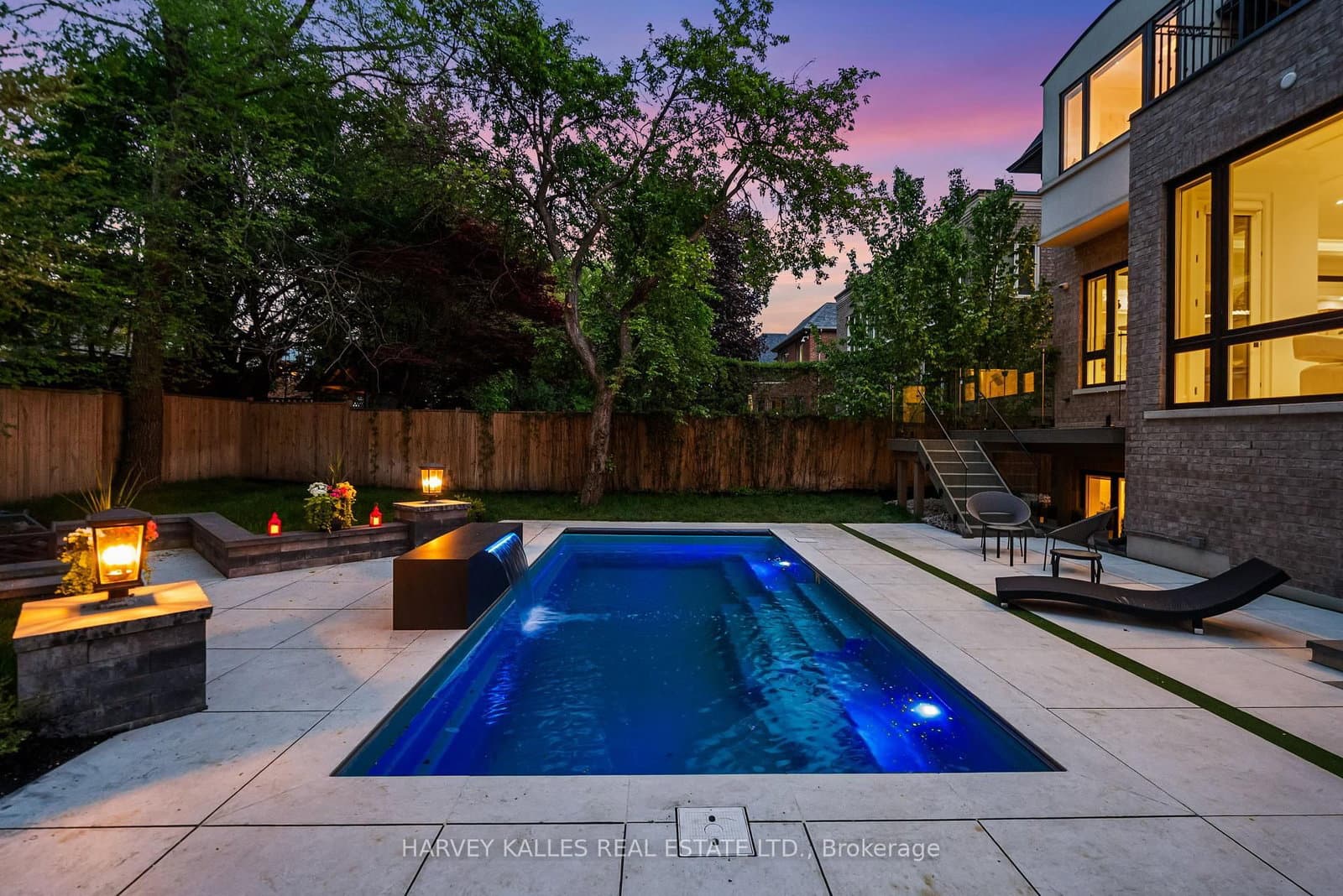 148 Munro Boulevard thumbnail 49
