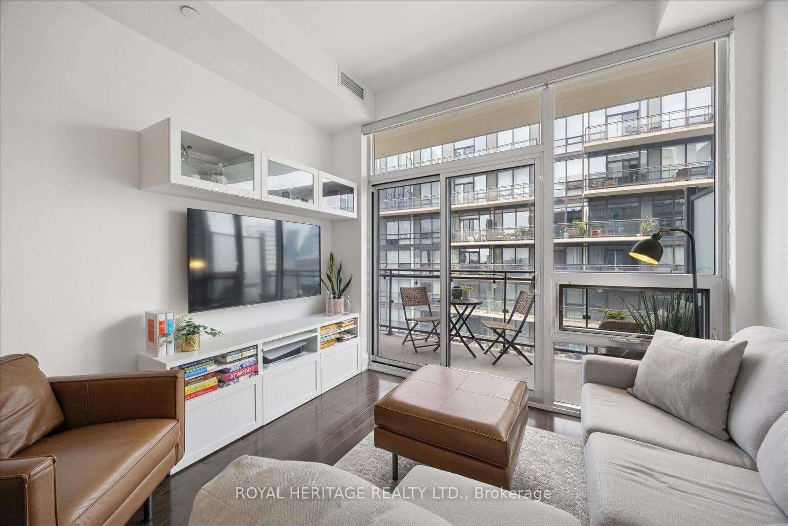 460 Adelaide Street E, Unit PH 122 thumbnail 13