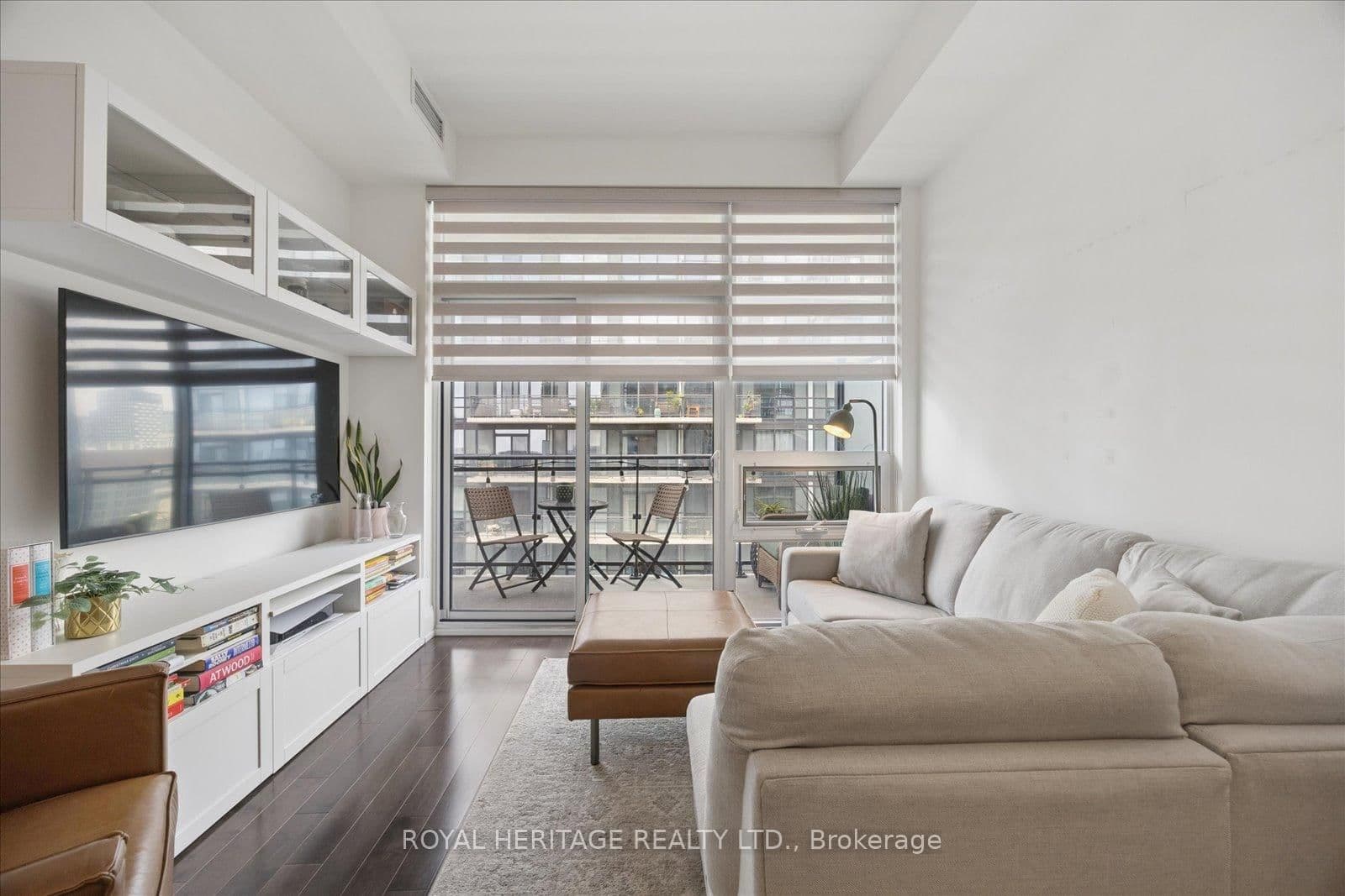 460 Adelaide Street E, Unit PH 122 thumbnail 14