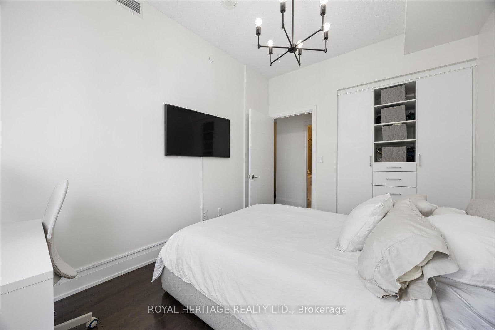 460 Adelaide Street E, Unit PH 122 thumbnail 24