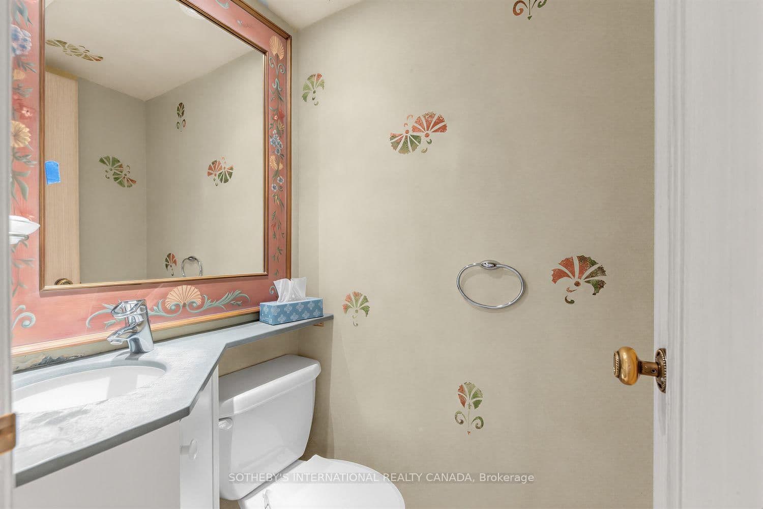 63 St Clair Avenue W, Unit 1801 thumbnail 17