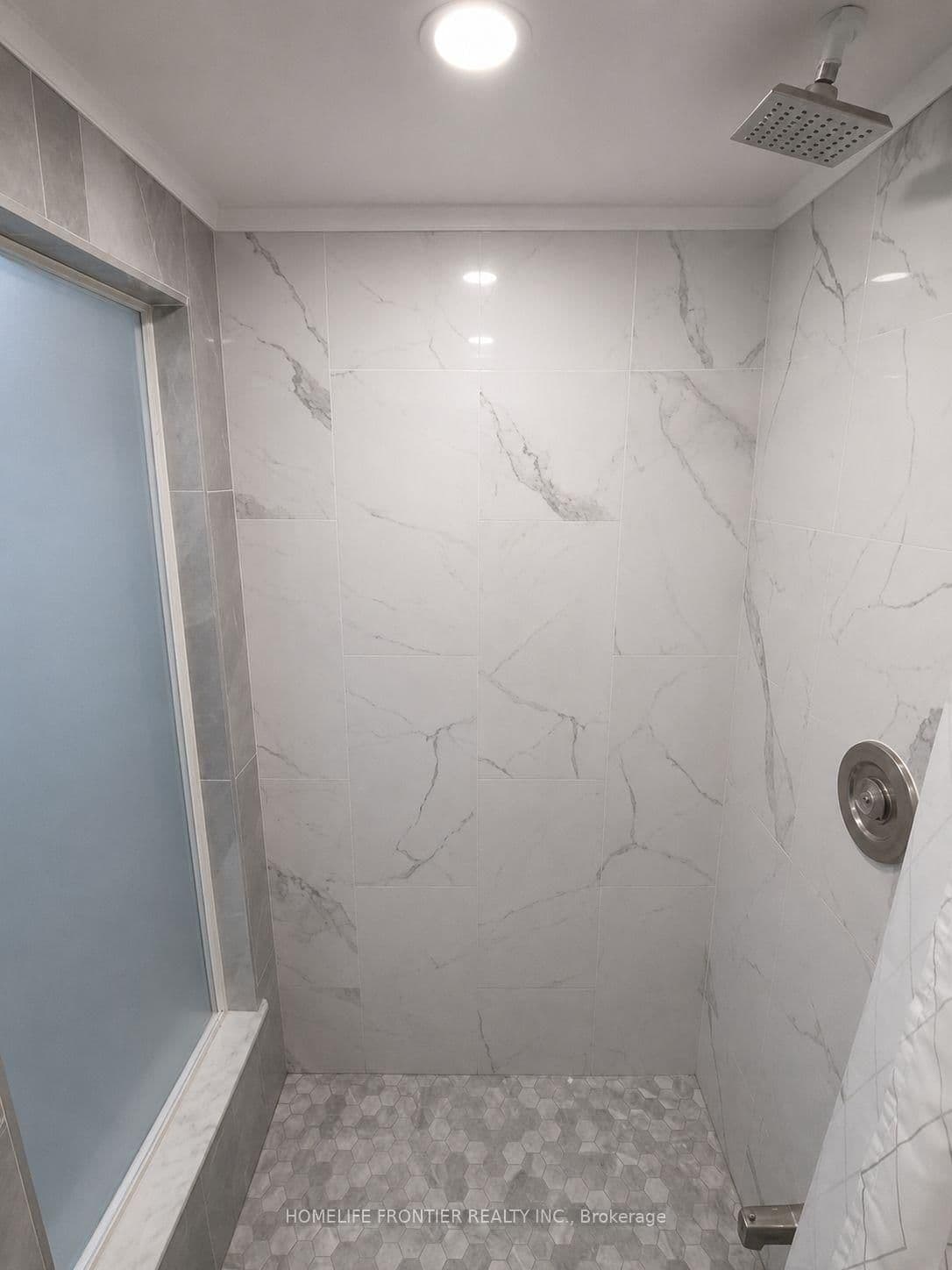 49 Red Robin Way, Unit Ground Level thumbnail 6