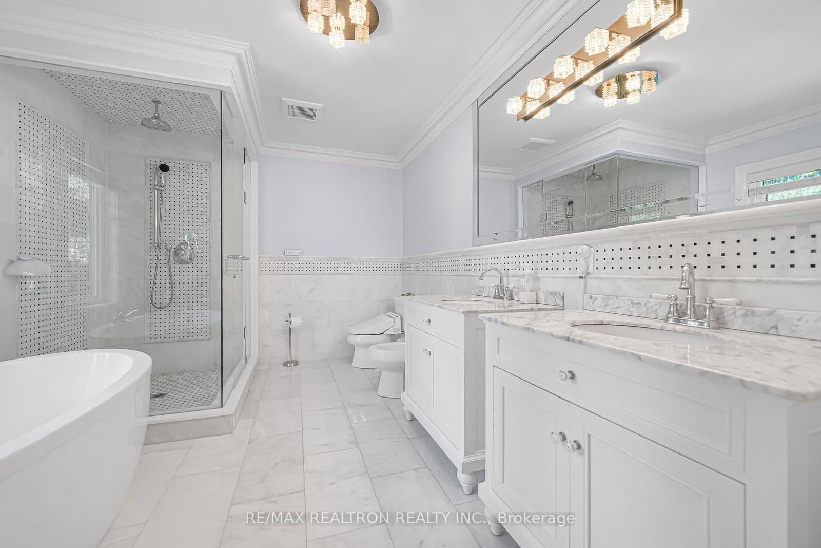 37 Stuart Crescent thumbnail 44