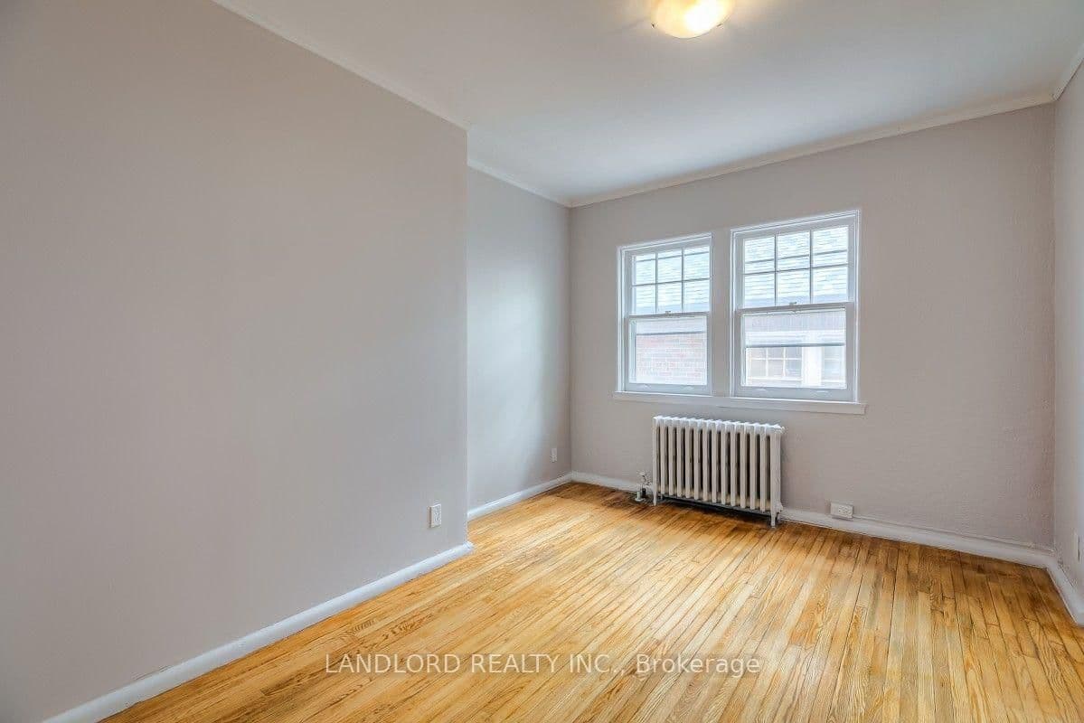 20 Acacia Road, Unit Upper thumbnail 14