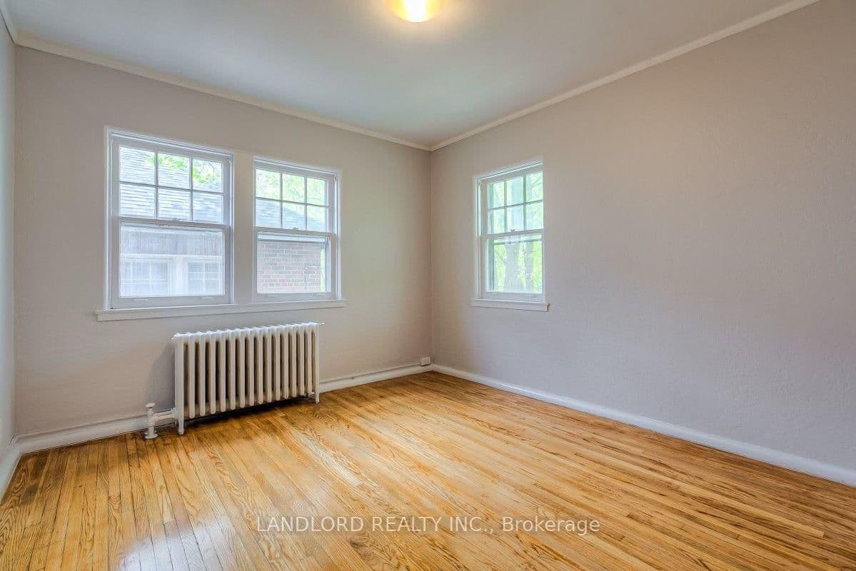 20 Acacia Road, Unit Upper thumbnail 16