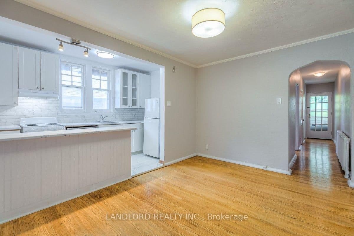20 Acacia Road, Unit Upper thumbnail 8