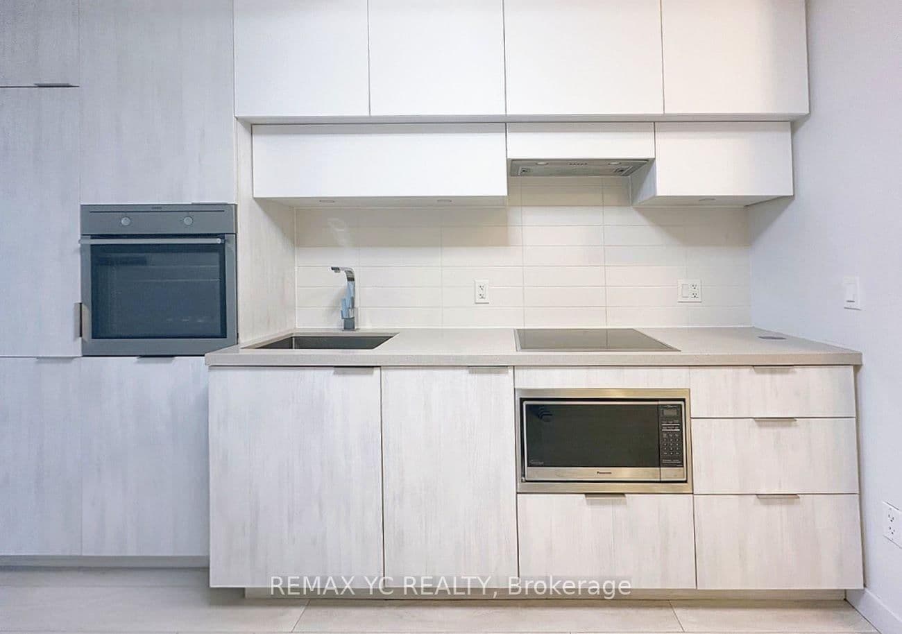 8 Eglinton Avenue E, Unit 5309 thumbnail 4