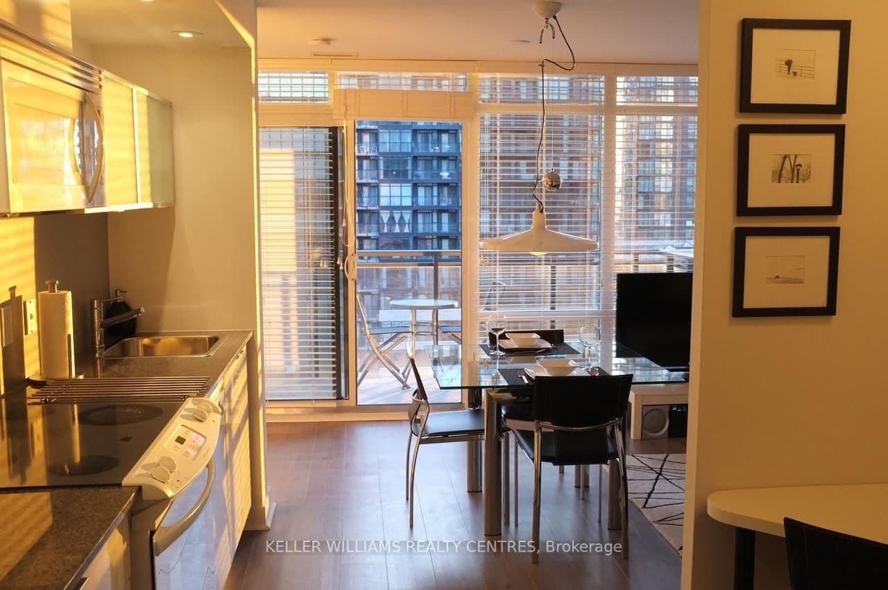 4 K E Spadina Avenue E, Unit 1220 - Image 1