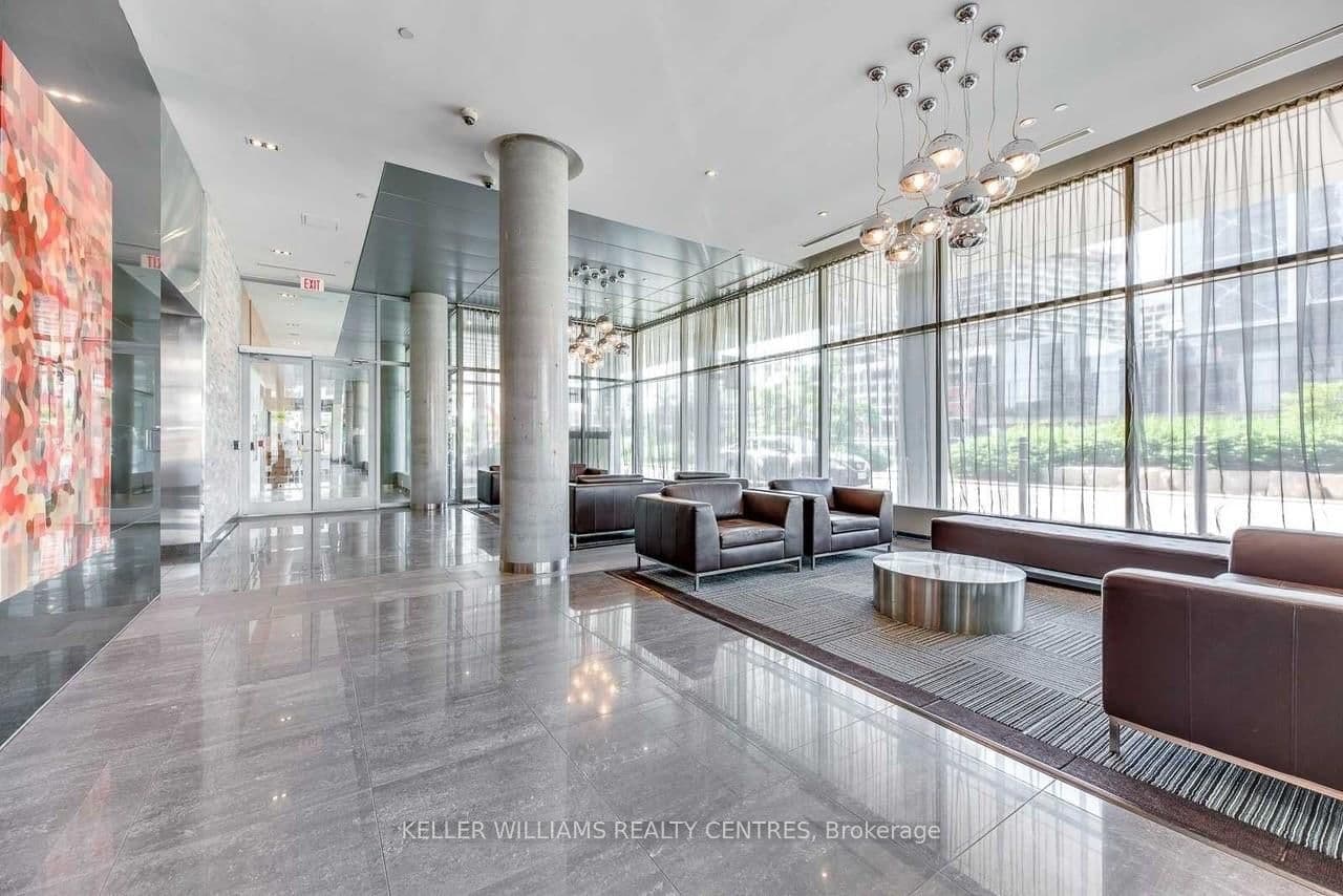 4 K E Spadina Avenue E, Unit 1220 thumbnail 14