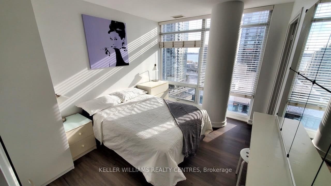 4 K E Spadina Avenue E, Unit 1220 thumbnail 7