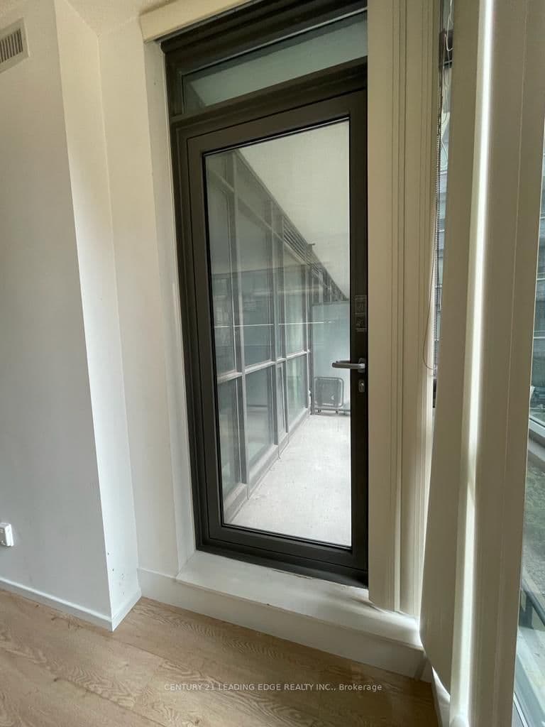 8 Charlotte Street, Unit 302 thumbnail 12