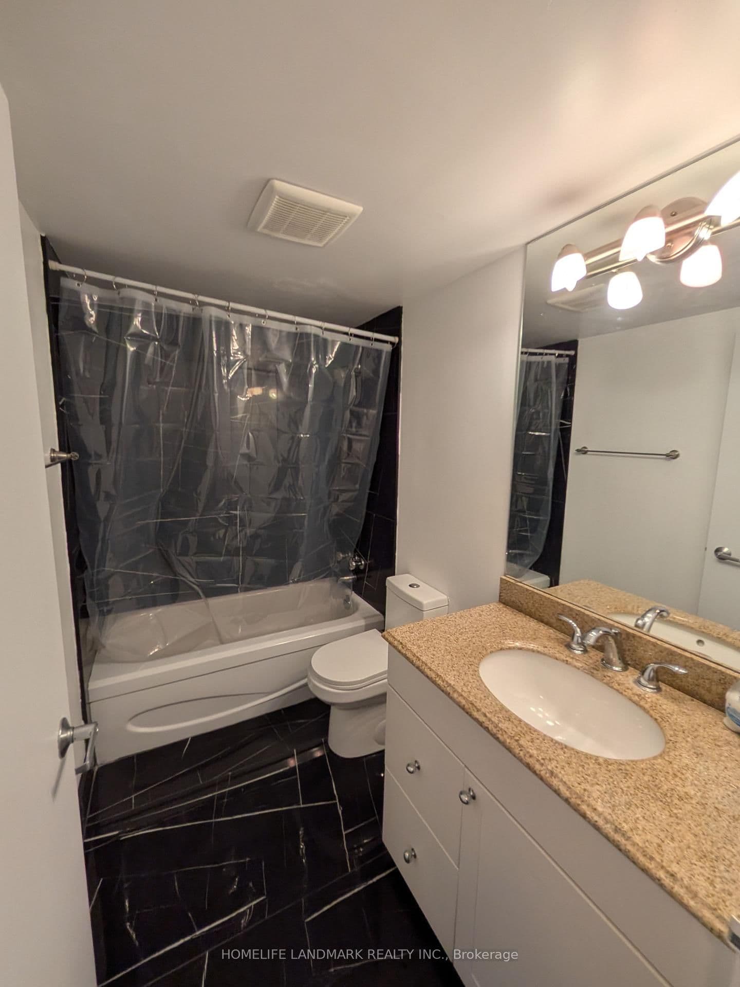92 King Street E, Unit 805 thumbnail 10