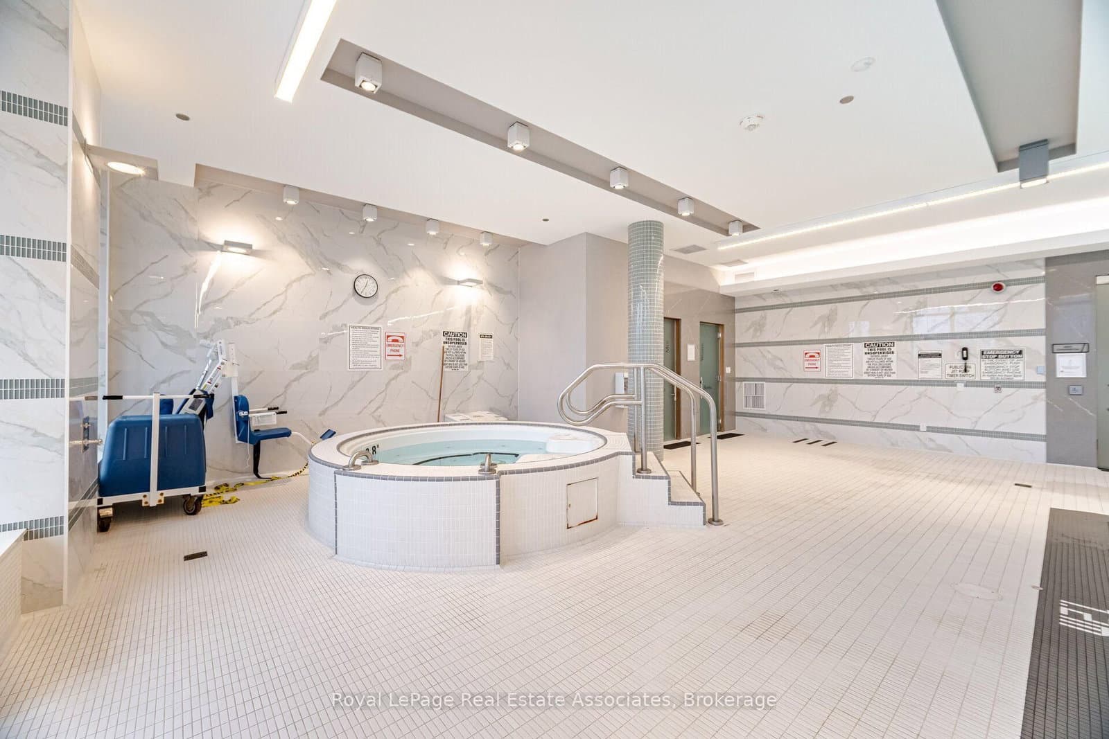 32 Forest Manor Road, Unit 207 thumbnail 30